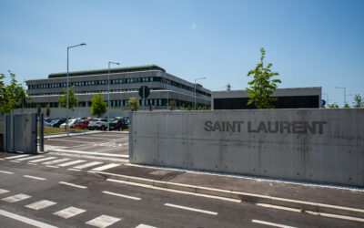 STABILIMENTO Yves Saint Laurent